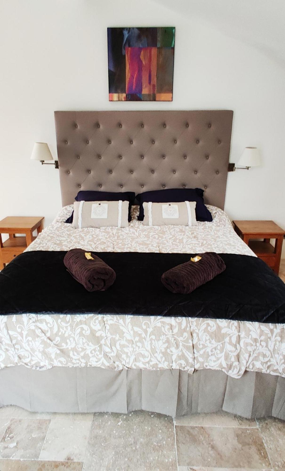 Chambre Cosy Avec Terrasse Sur La Colline Boisee, Parking Prive, Jardin, Calme, Climatisation, 10 Mn Pont Du Gard Num7 Rochefort-du-Gard Exterior foto